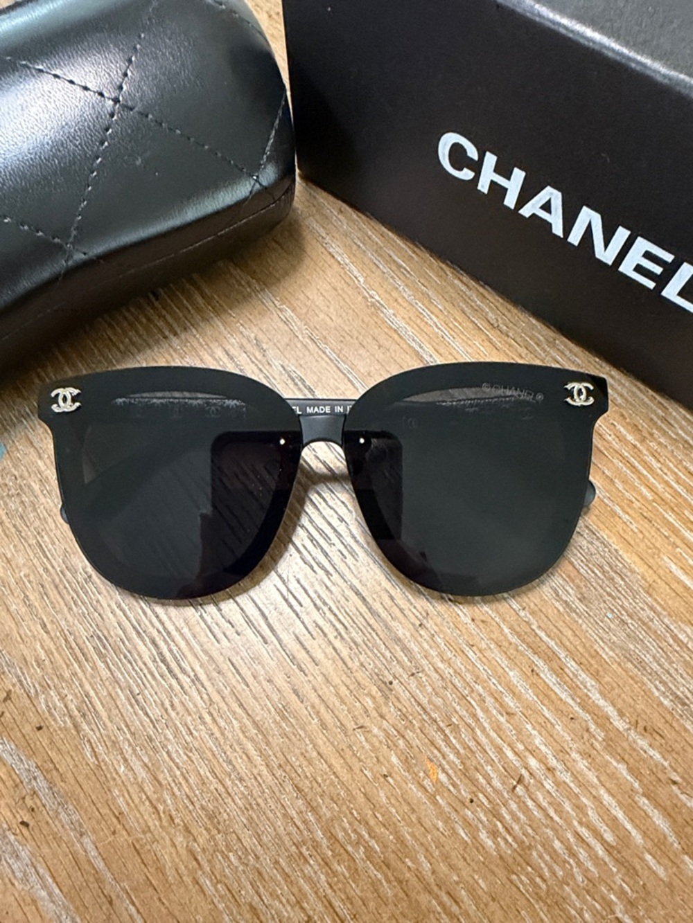 CHANEL Black Monogram Arm Sunglasses with Case - Picture 4 of 9
